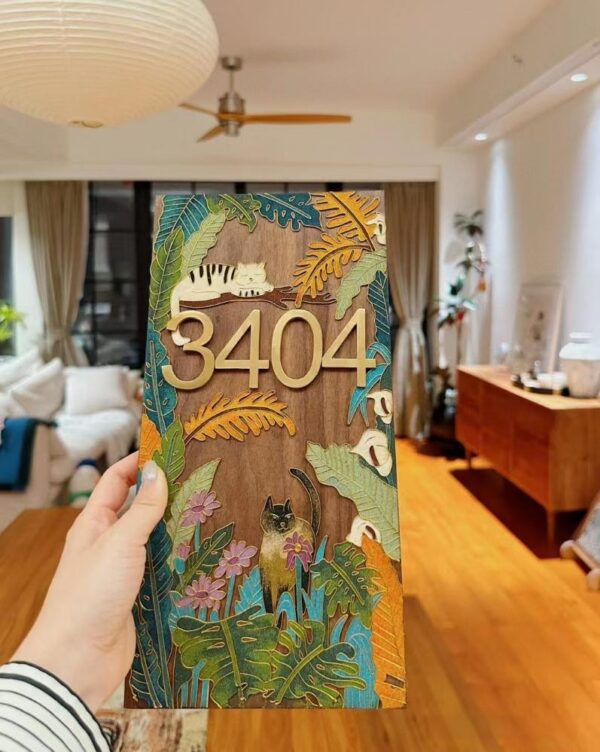 Lucky Custom Cloisonné Enamel House Number Plate – Tropical Jungle Design for a Unique Home Entrance - Cat Edition